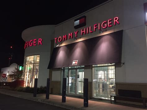 tommy hilfiger marche central